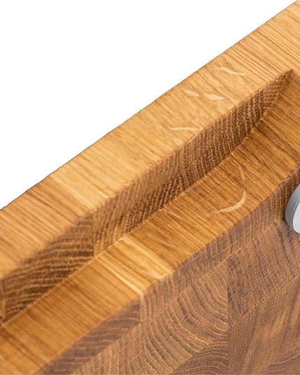 NXT Board Schneidebrett Eiche Stirnholz mit Griffmulden, 52,5 x 35 x 5,5 cm – Detailansicht